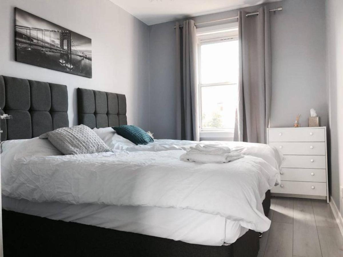 Captivating 2-Bed Apartment In Kirkcaldy Exterior foto