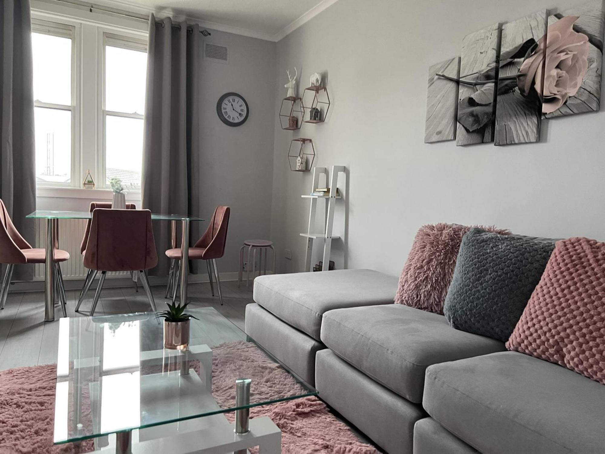 Captivating 2-Bed Apartment In Kirkcaldy Exterior foto